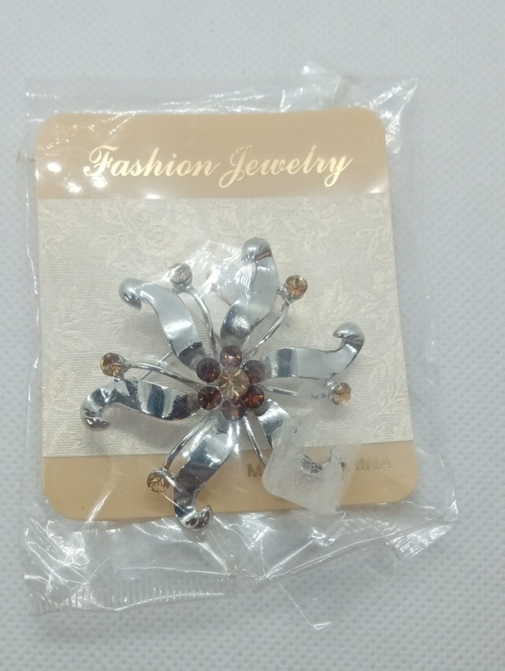 SILVERTONE PIN W/AMBER GLASS SONES - Picture 6 of 6